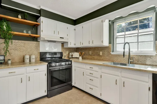 $375,000 | 14 Lynnolen Lane, Chattanooga, TN 37415