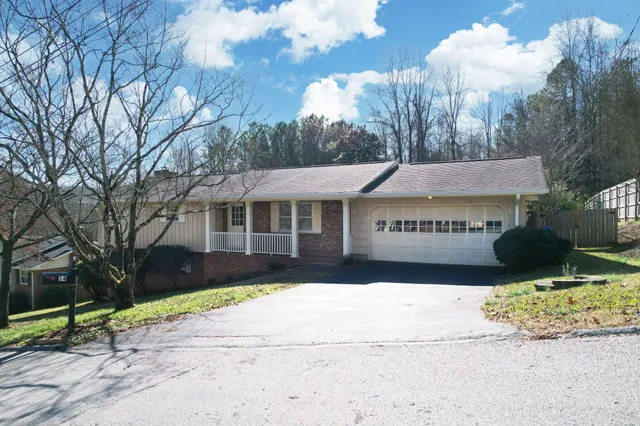 $375,000 | 14 Lynnolen Lane, Chattanooga, TN 37415