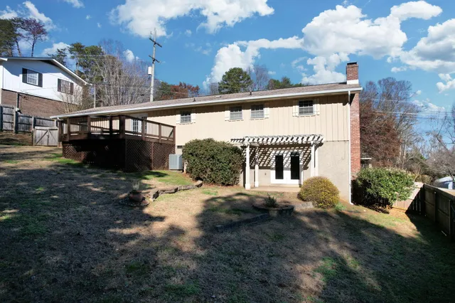 $375,000 | 14 Lynnolen Lane, Chattanooga, TN 37415