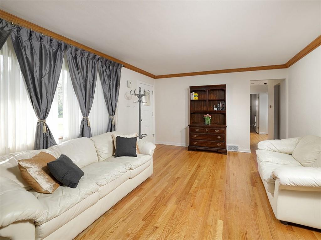 739 Boyce Road Bridgeville, PA 15017 - Photo 6 of 22 Gallery Image 6