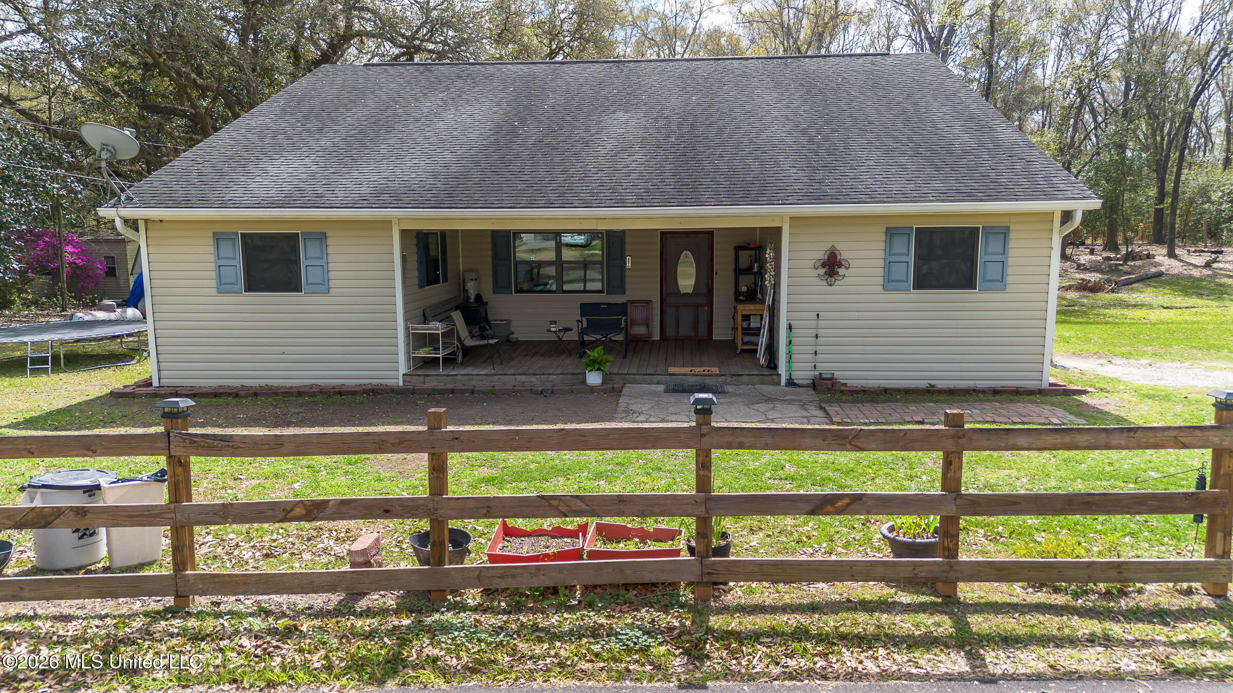 28 West M Stewart Road Carriere, MS 39426 - Photo 2 of 58 28 W M Stewart Rd (2)