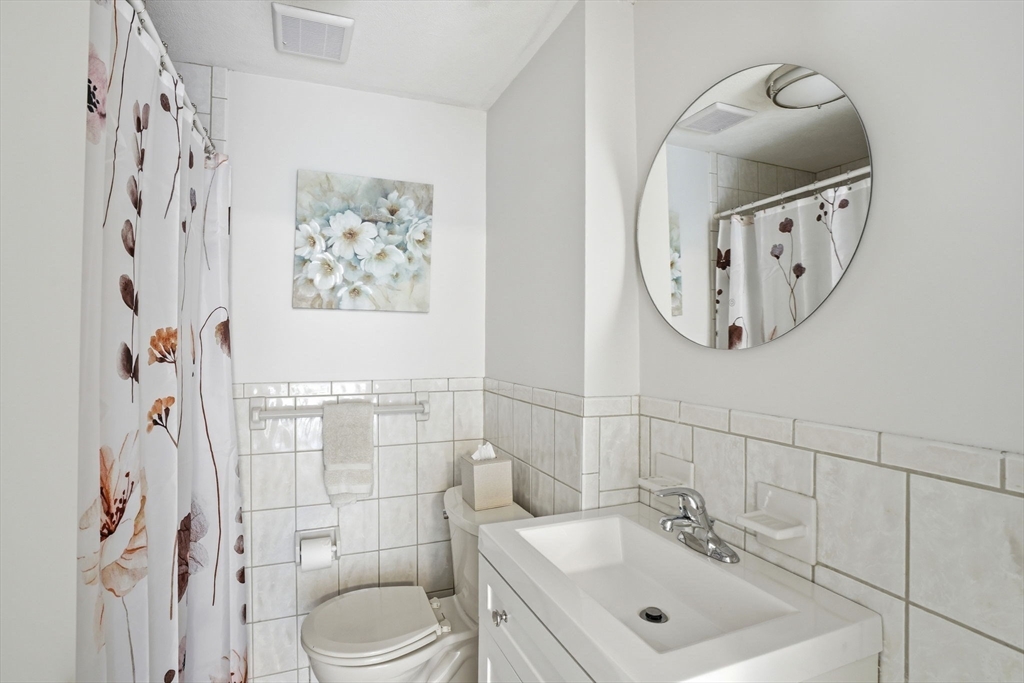 202 Hampton Road Sharon, MA 02067 - Photo 34 of 42