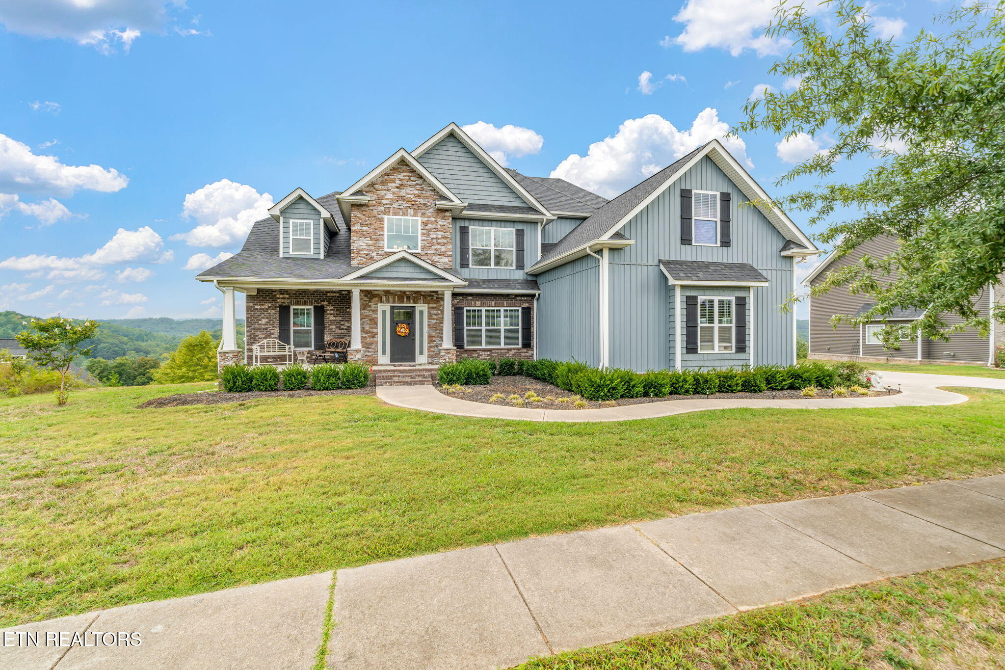 113 Sweetberry Street Oak Ridge, TN 37830 - Photo 2 of 59 1-web-or-mls-113 Sweetberry Street-53