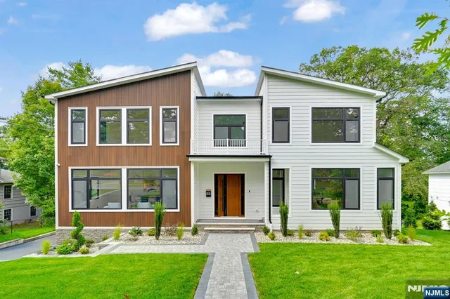 $4,300,000 | 55 Troy Drive, Short Hills, NJ 07078