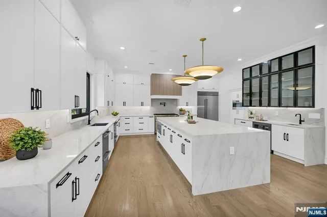 $4,300,000 | 55 Troy Drive, Short Hills, NJ 07078