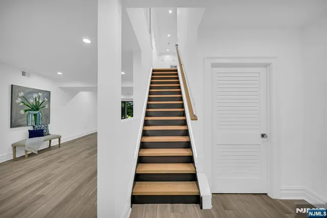 $4,300,000 | 55 Troy Drive, Short Hills, NJ 07078