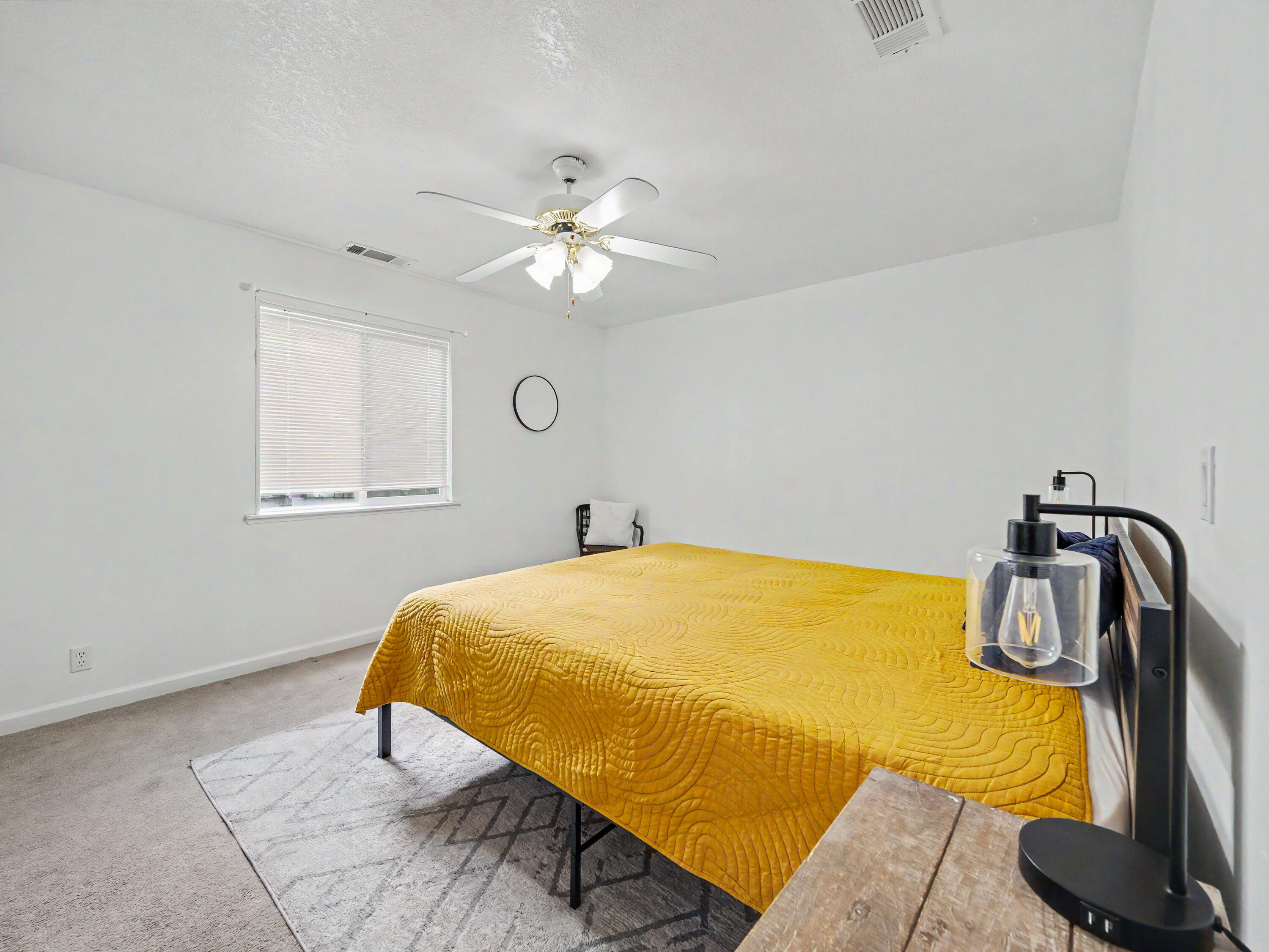 7034 David Trail Redding, CA 96001 - Photo 9 of 16 JR_DavidTrail_41526-21