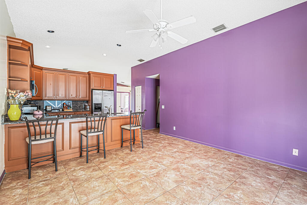 7085 Chesapeake Circle Boynton Beach, FL 33436 - Photo 12 of 34 DAH_9783