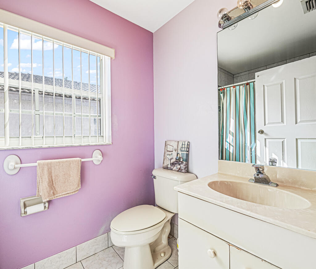 7085 Chesapeake Circle Boynton Beach, FL 33436 - Photo 22 of 34 DAH_9878