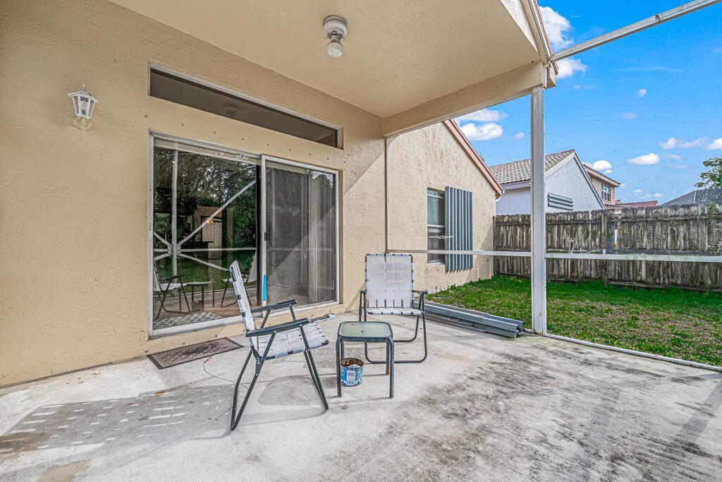 7085 Chesapeake Circle Boynton Beach, FL 33436 - Photo 26 of 34 DAH_9898
