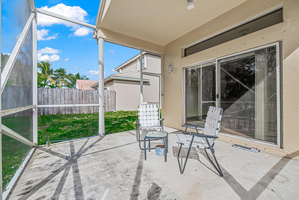 7085 Chesapeake Circle Boynton Beach, FL 33436 - Photo 27 of 34 DAH_9908