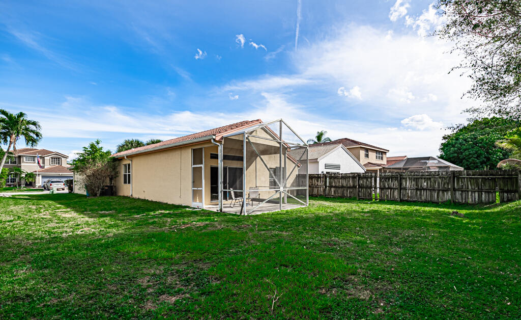 7085 Chesapeake Circle Boynton Beach, FL 33436 - Photo 28 of 34 DAH_9910-HDR