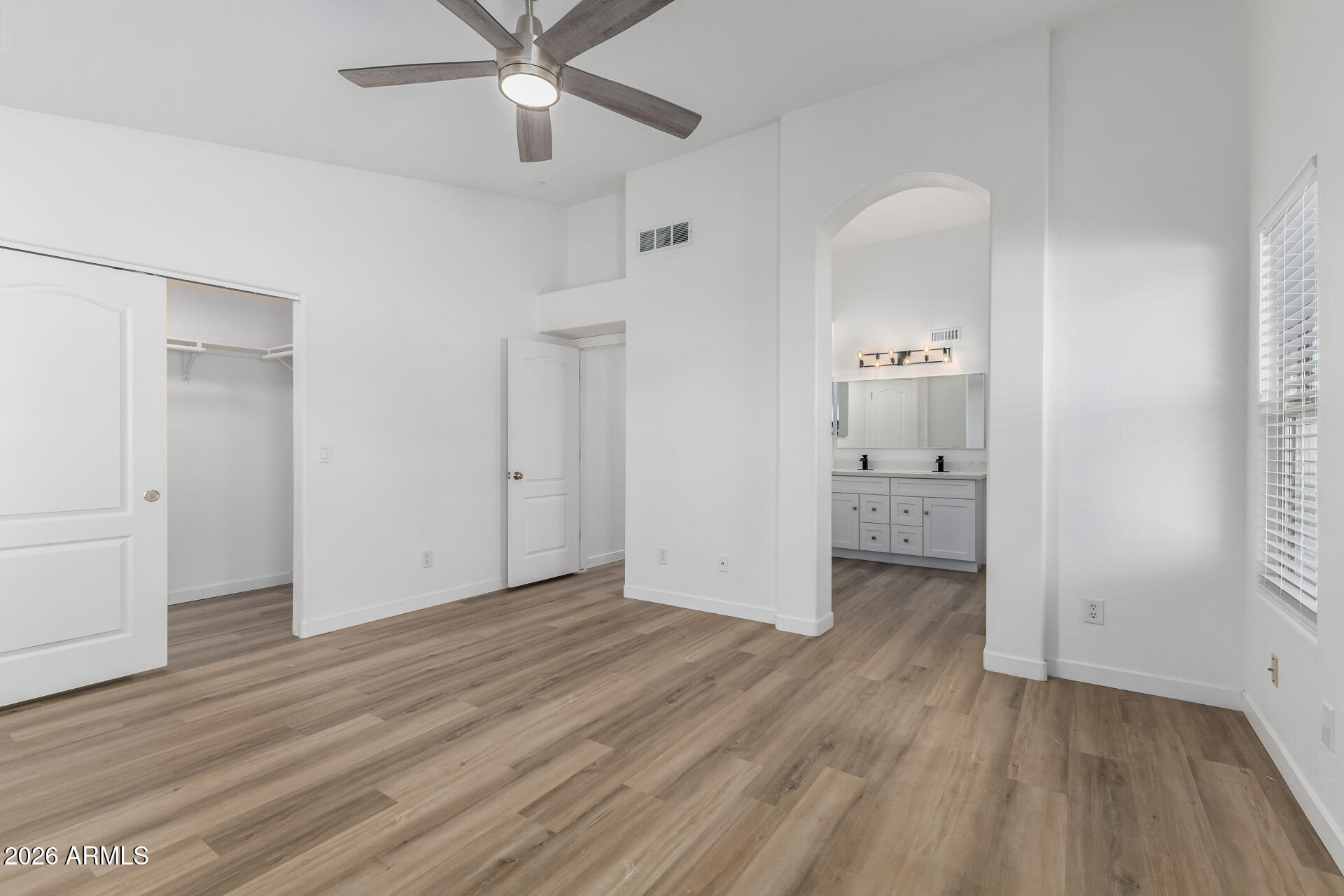 2085 East Smoke Tree Road Gilbert, AZ 85296 - Photo 13 of 27 13 - Smoke Tree