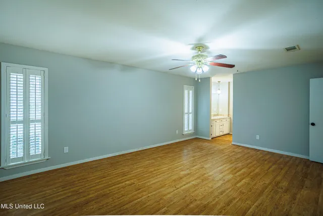 $299,900 | 141 North Eagle Ridge Drive, Florence, MS 39073