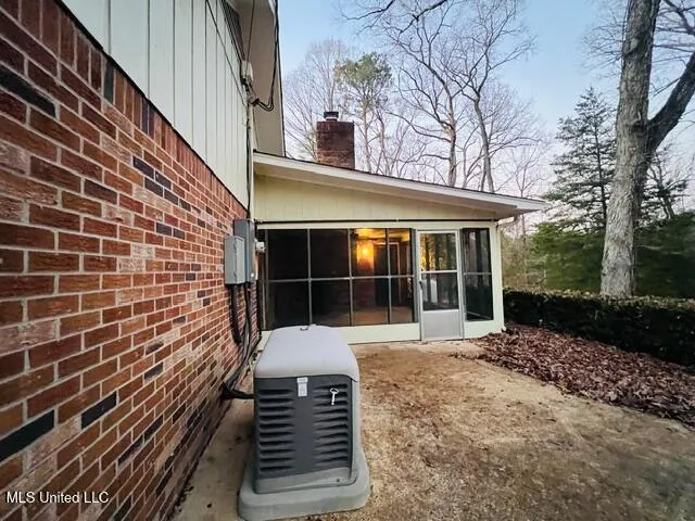 $299,900 | 141 North Eagle Ridge Drive, Florence, MS 39073