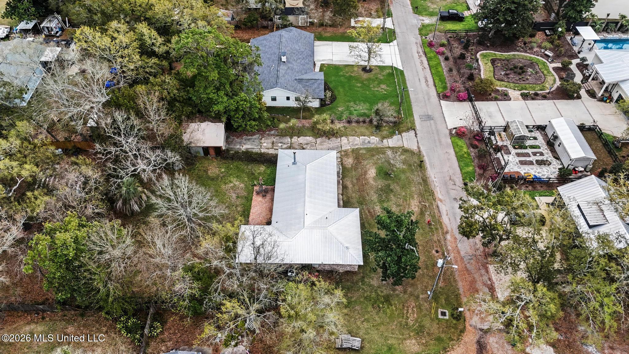 107 Sea Pine Street Long Beach, MS 39560 - Photo 34 of 36 030