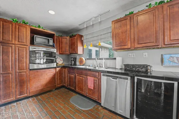 $239,900 | 107 Sea Pine Street, Long Beach, MS 39560