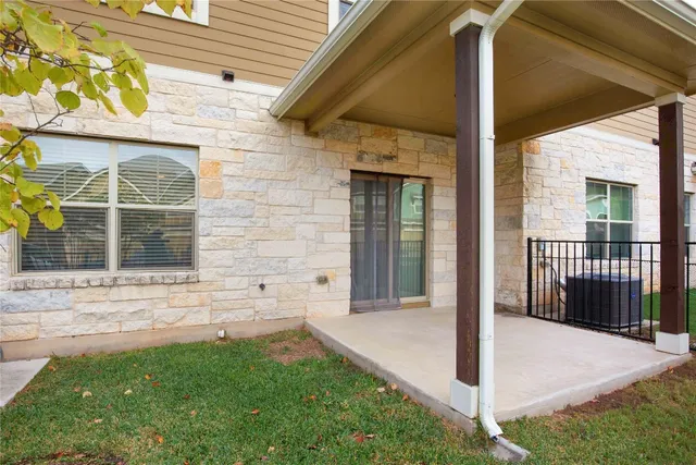 $1,895 | 516 East Slaughter Lane, Unit 1102, Austin, TX 78744
