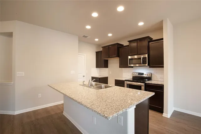 $1,895 | 516 East Slaughter Lane, Unit 1102, Austin, TX 78744