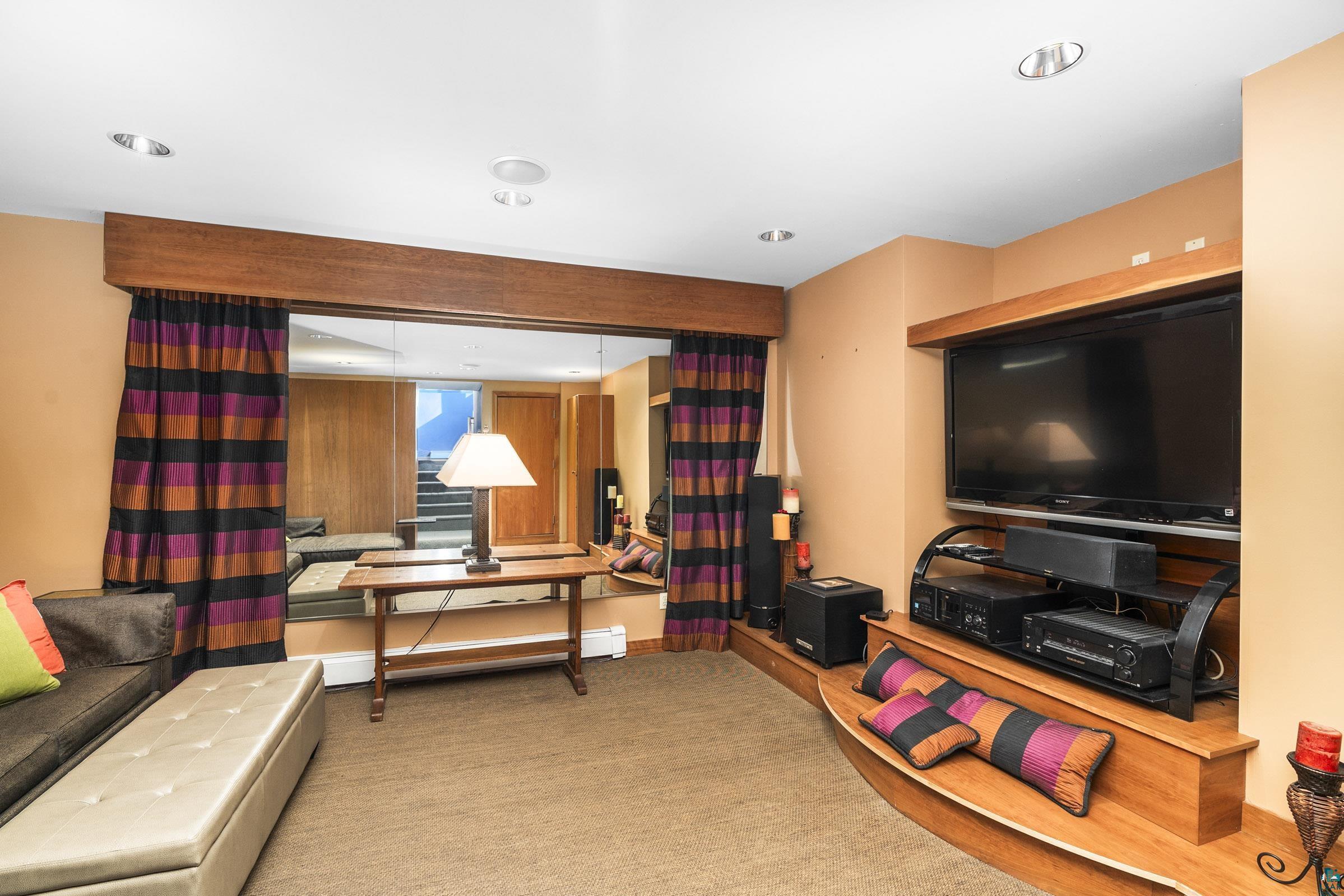 1407 Catherine Street Duluth, MN 55811 - Photo 21 of 29