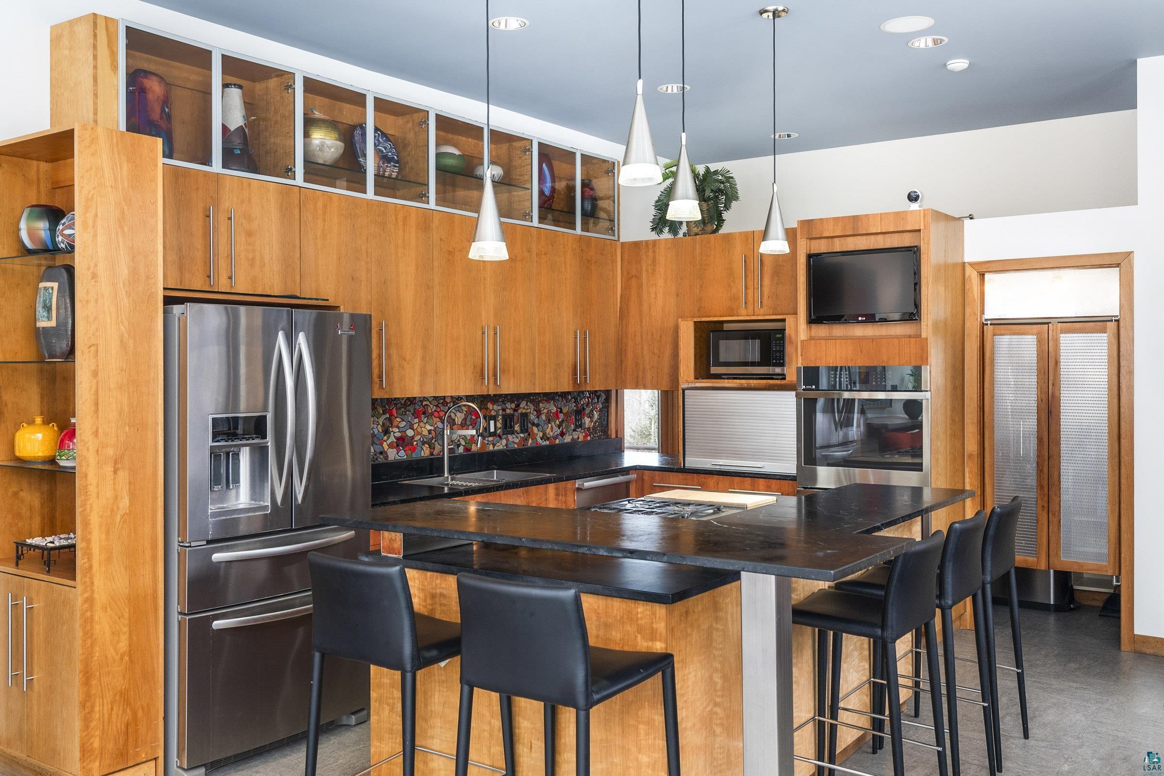 1407 Catherine Street Duluth, MN 55811 - Photo 7 of 29