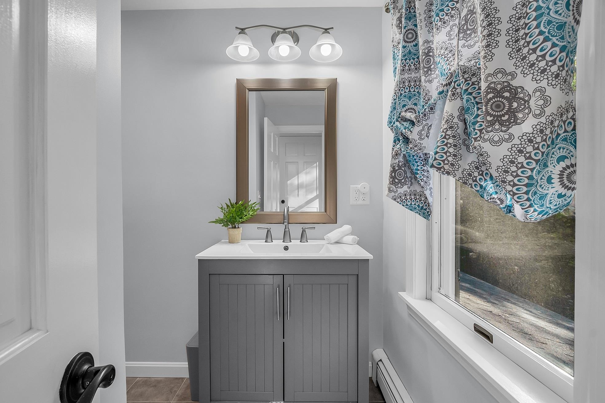 51 Pulpit Rock Road Chester, NH 03036 - Photo 18 of 44