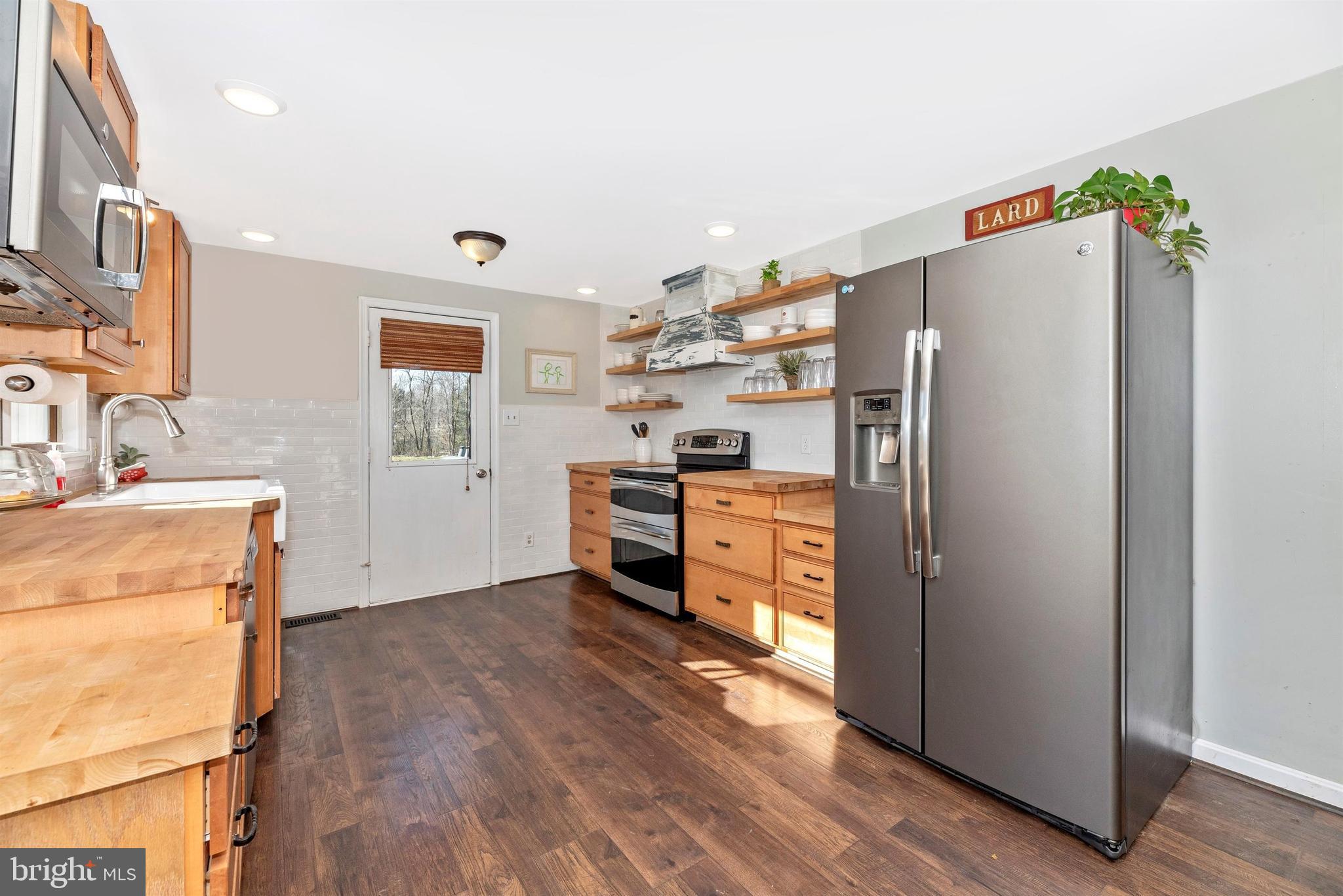 15451 Falling Waters Road Williamsport, MD 21795 - Photo 14 of 70 Gallery Image 14