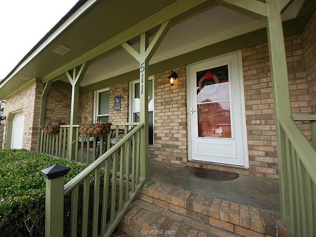 511 Longleaf Road Summerville, SC 29486 - Photo 4 of 31 02