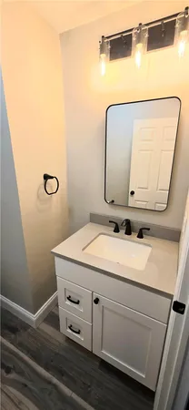 $1,600 | 914 West 2nd Street, Elmira, NY 14905