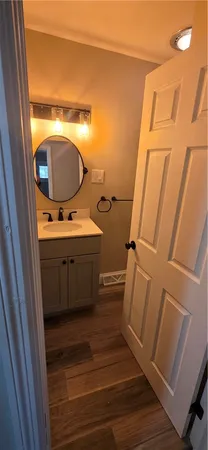 $1,600 | 914 West 2nd Street, Elmira, NY 14905