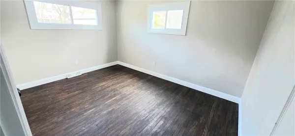 $1,600 | 914 West 2nd Street, Elmira, NY 14905