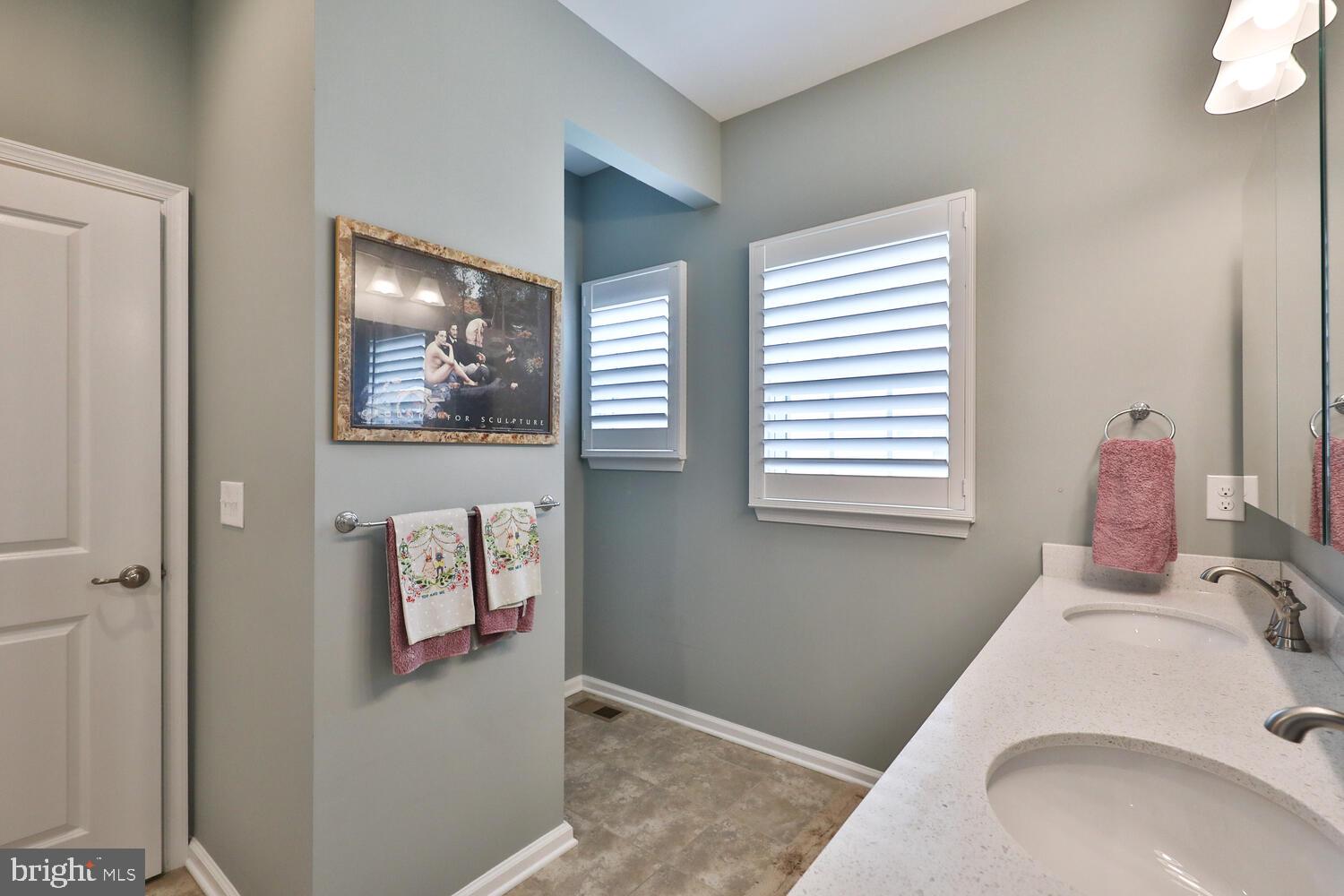 1149 Lynch Circle Warminster, PA 18974 - Photo 22 of 45 Primary Bathroom