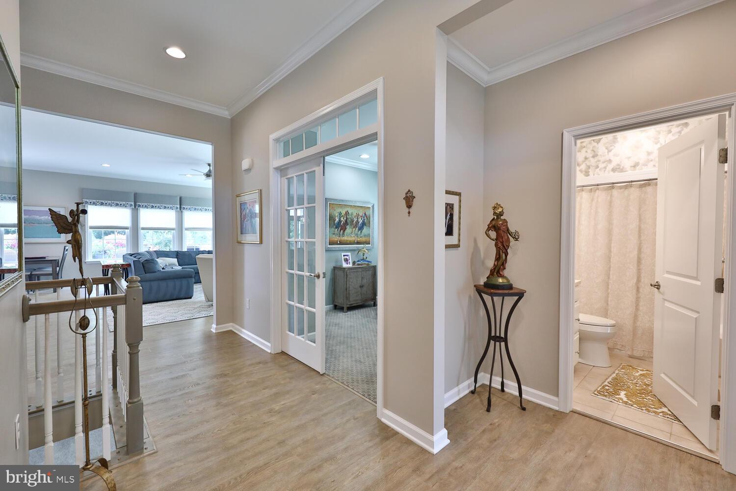 1149 Lynch Circle Warminster, PA 18974 - Photo 4 of 45 Foyer