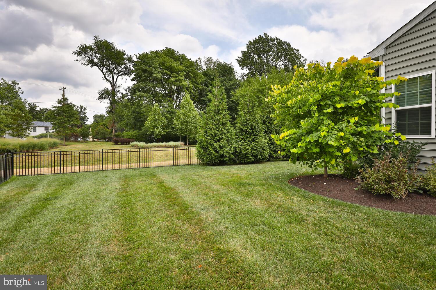 1149 Lynch Circle Warminster, PA 18974 - Photo 44 of 45 Yard/View