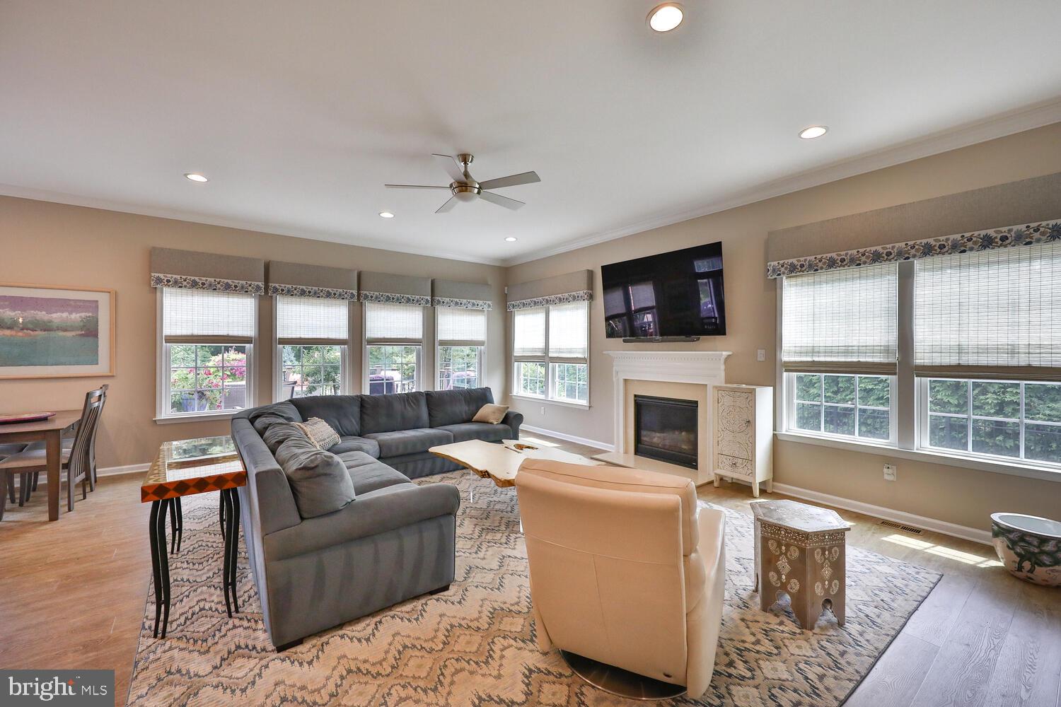 1149 Lynch Circle Warminster, PA 18974 - Photo 9 of 45 Great Room