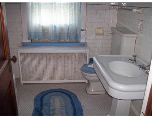 296 Wills Road Connellsville, PA 15425 - Photo 4 of 9 Full Bath.