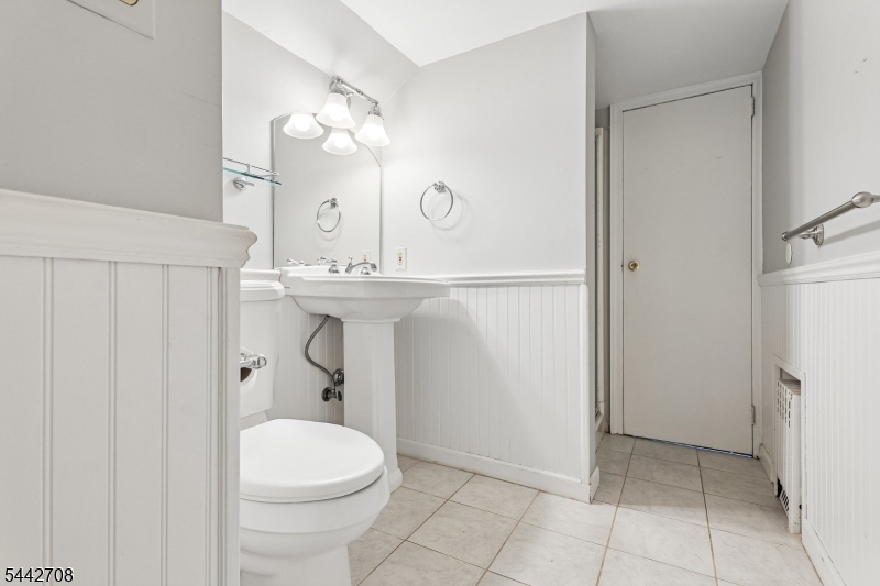 5 Pearl Street Summit, NJ 07901 - Photo 31 of 39