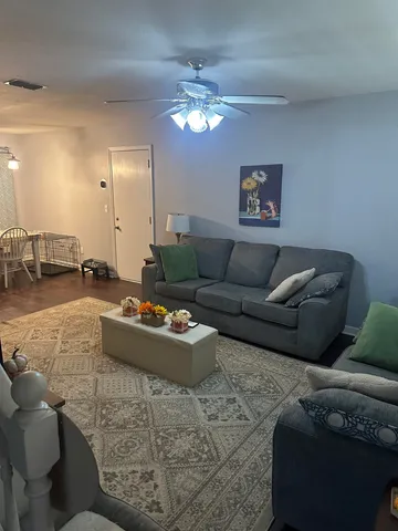 $1,850 | 3140 Camelliawood Circle West, Tallahassee, FL 32301