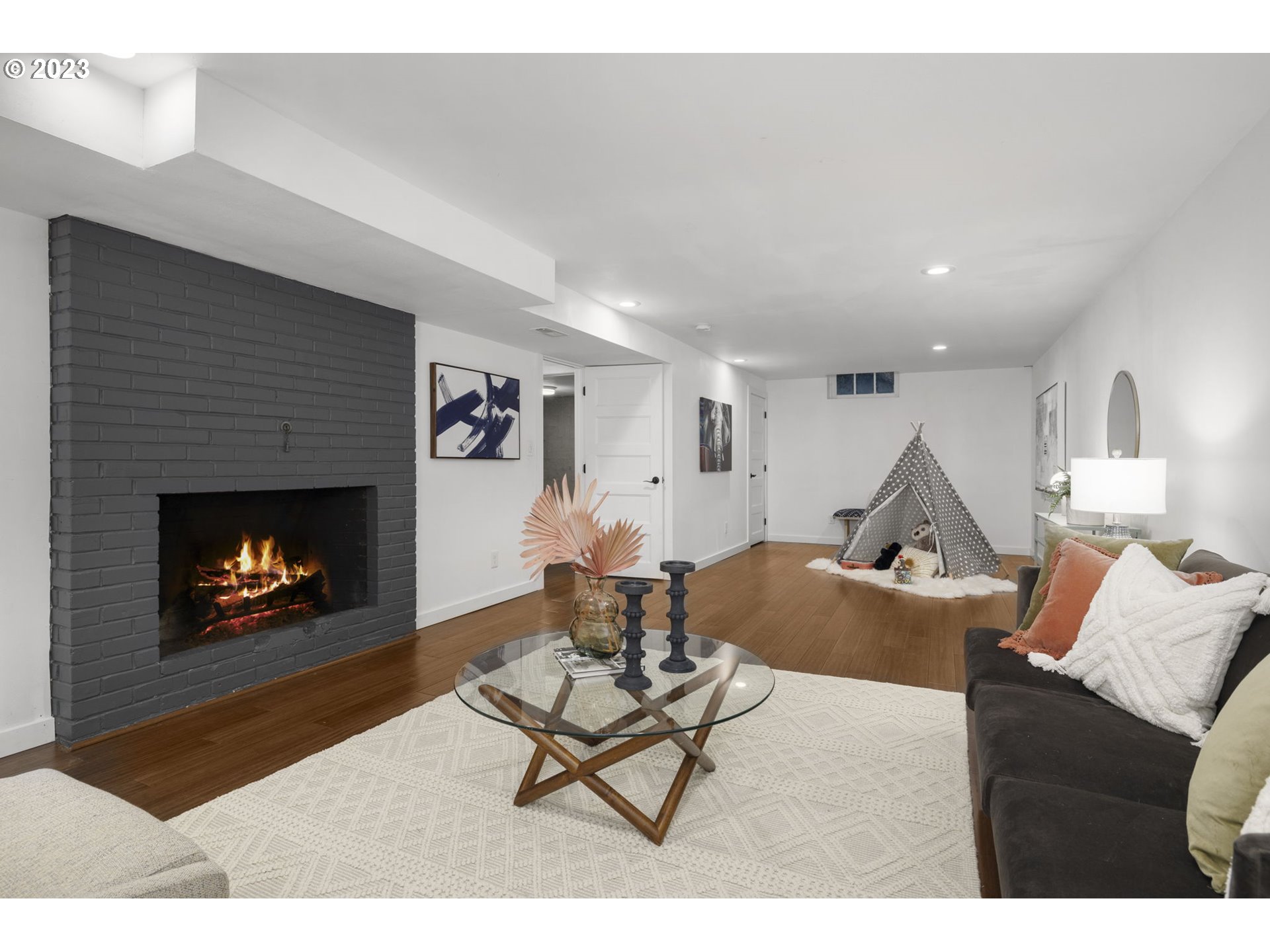 2646 Southwest Ridge Drive Portland, OR 97219 - Photo 31 of 47 Gallery Image 31