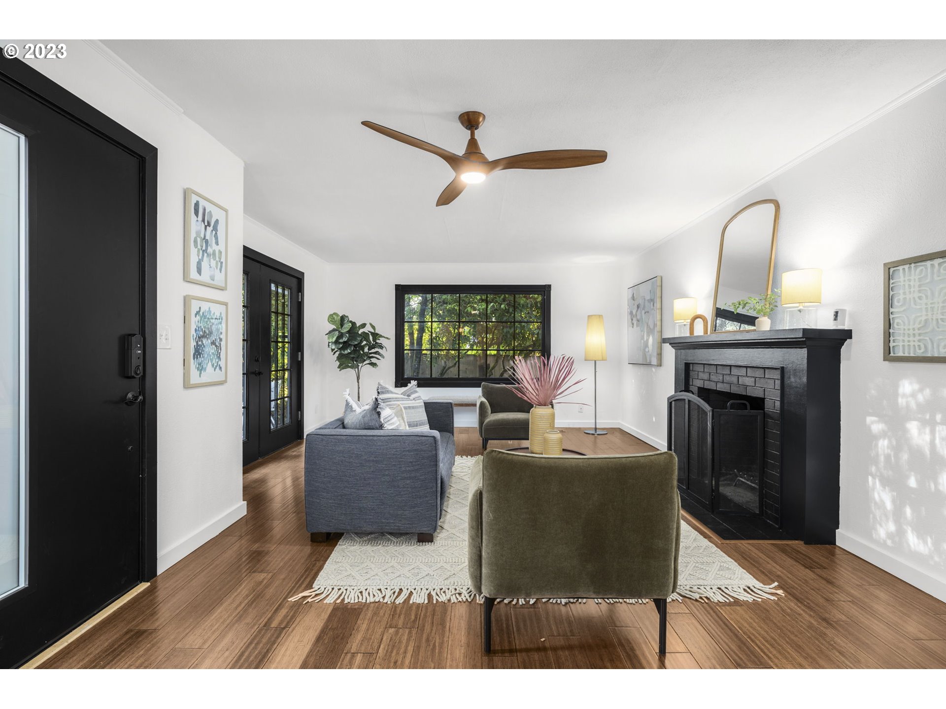 2646 Southwest Ridge Drive Portland, OR 97219 - Photo 7 of 47 Gallery Image 7