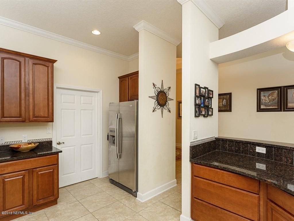 010_Kitchen