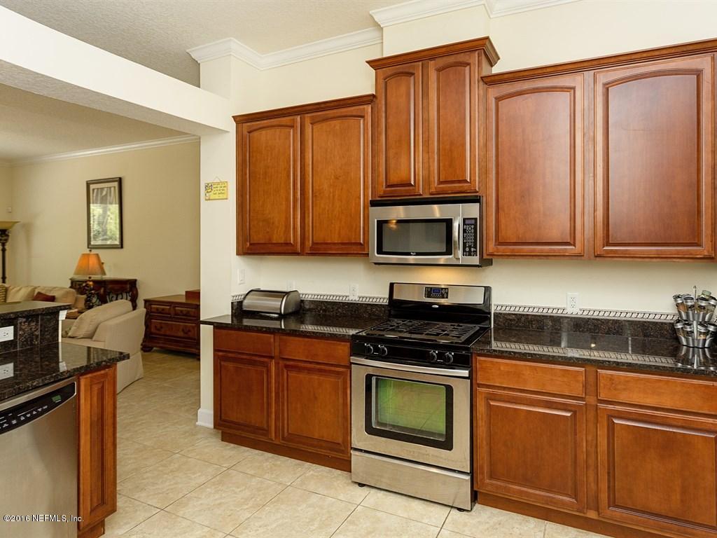 011_Kitchen