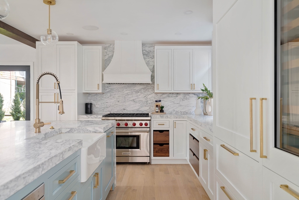 20 R Linden Place Brookline, MA 02445 - Photo 6 of 23 Gallery Image 6