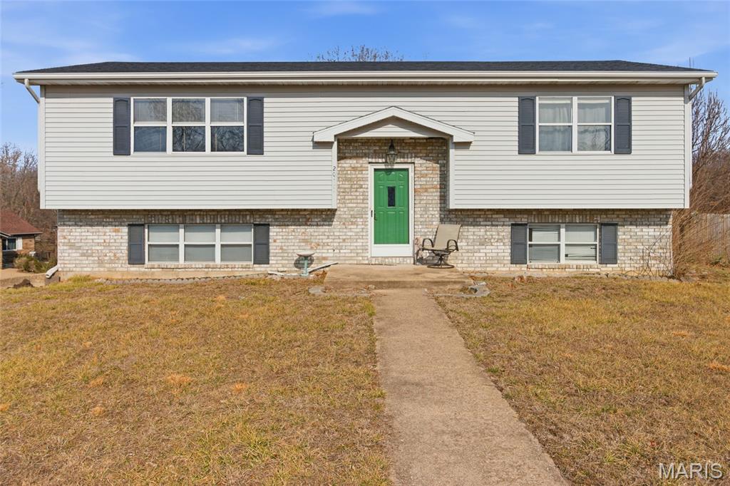 20440 Sweetwater Road Waynesville, MO 65583 - Photo 2 of 37
