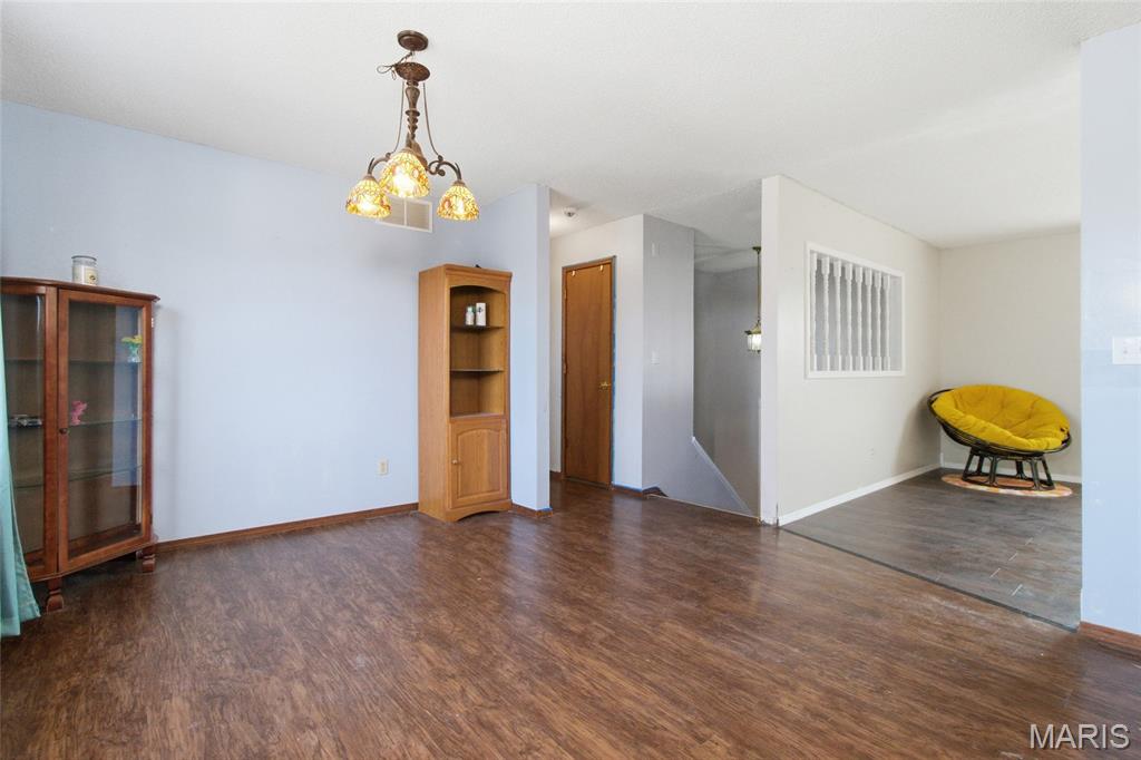 20440 Sweetwater Road Waynesville, MO 65583 - Photo 10 of 37