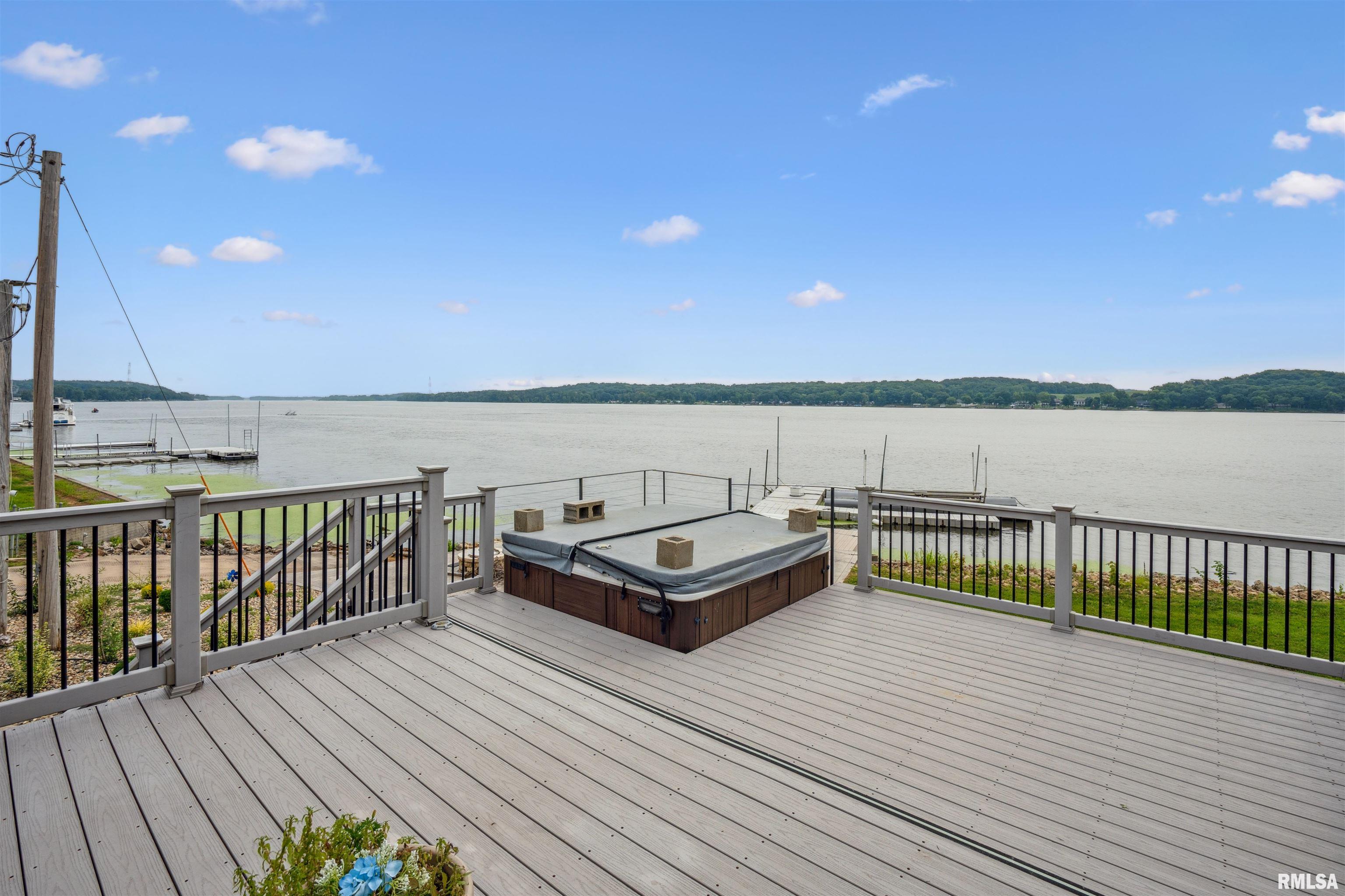 22799 Great River Road Le Claire, IA 52753 - Photo 28 of 40