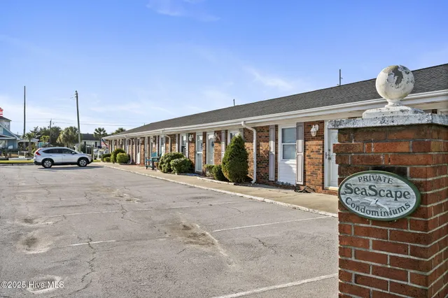 $250,000 | 121 Old Causeway Road, Unit 12, Atlantic Beach, NC 28512