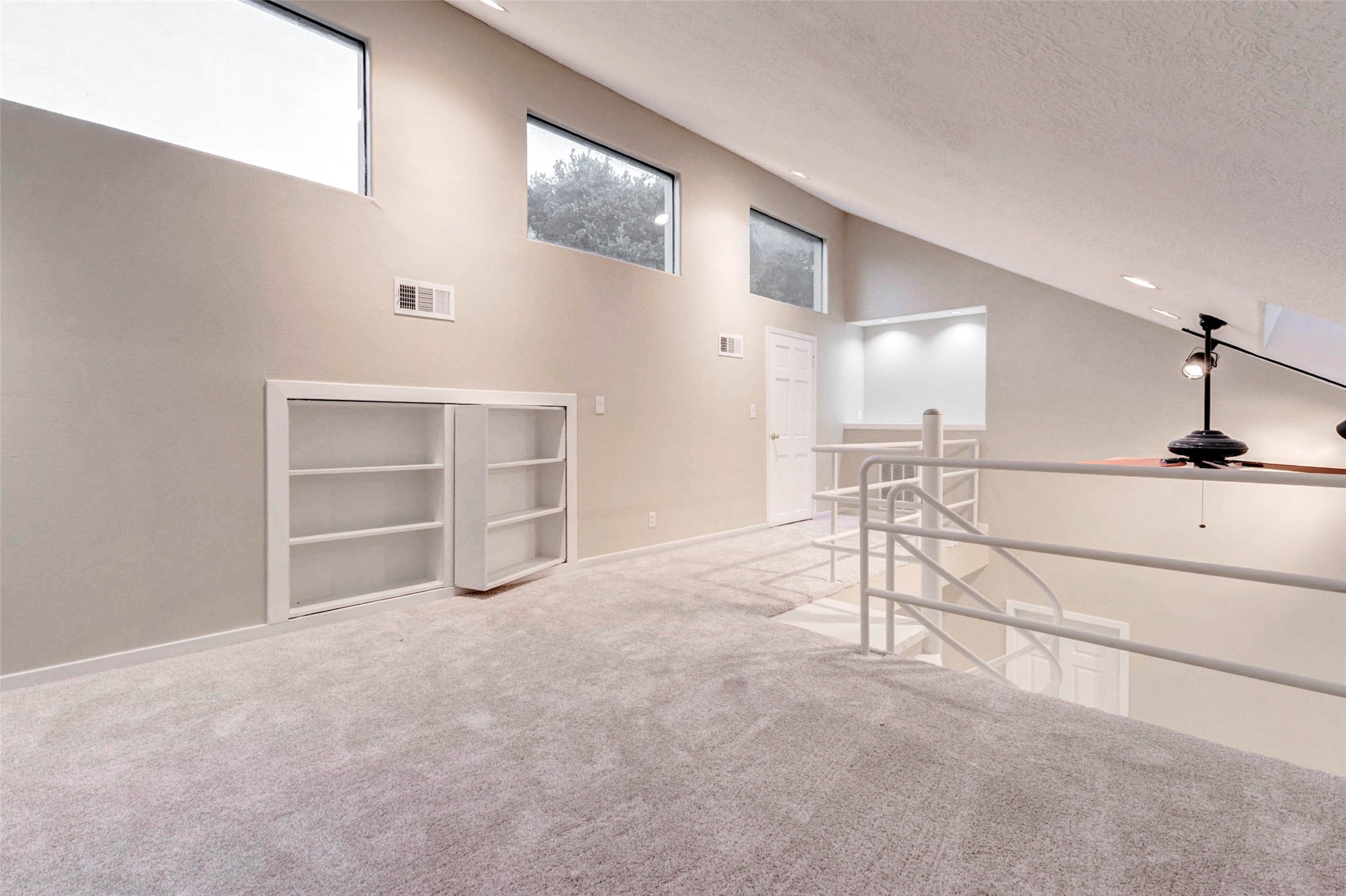 9650 Val Verde Street Houston, TX 77063 - Photo 41 of 50