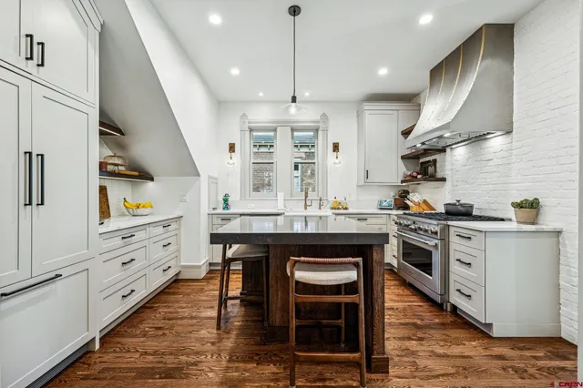 $2,100,000 | 773 East 3rd Avenue, Durango, CO 81301