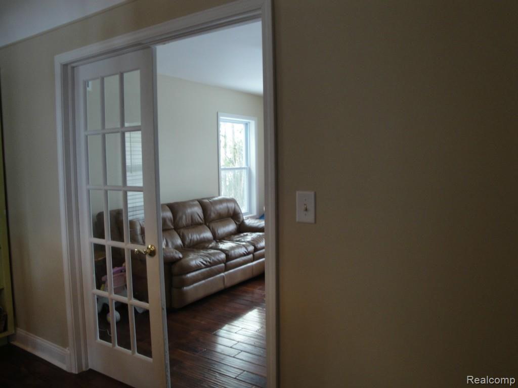1633 Hampton Road Grosse Pointe, MI 48236 - Photo 4 of 17 French Doors to Family Room